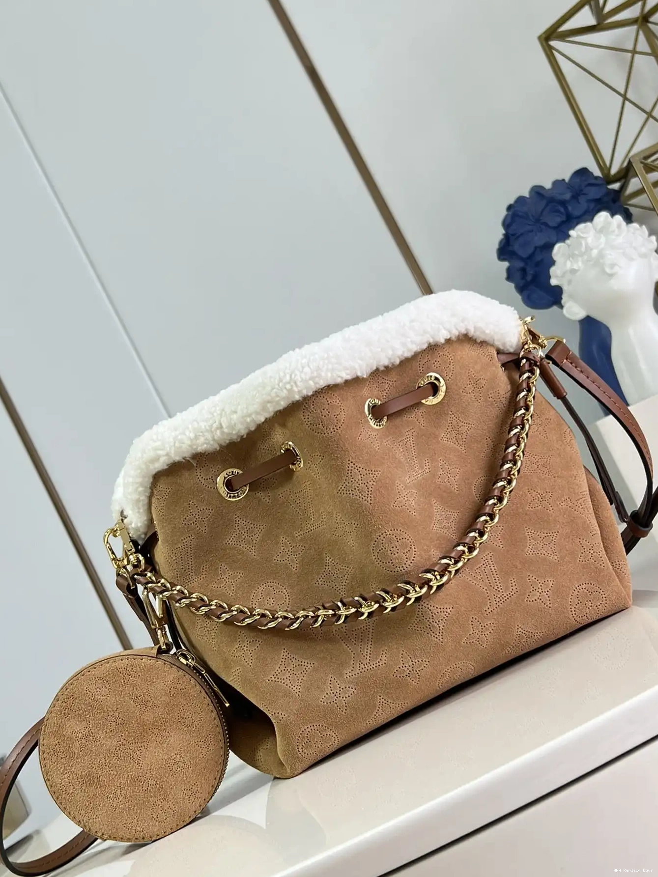 Aaa replica ru BELLA VUITTON LOUIS 0606